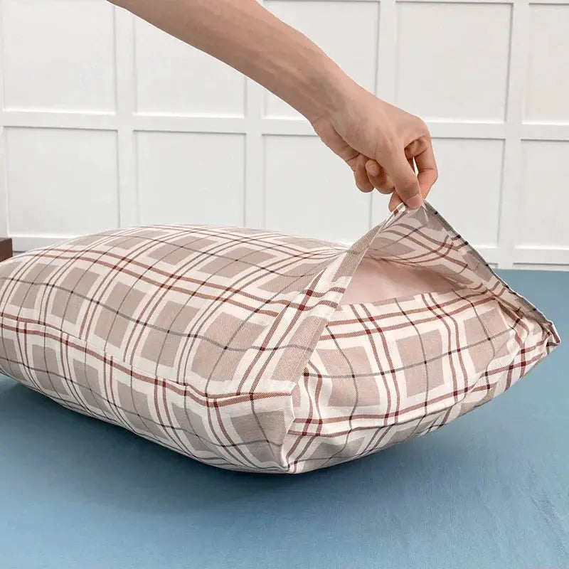 Pillowcases, 2-pack plaid in soft beige-pink fabric; Simples Market, insert not included