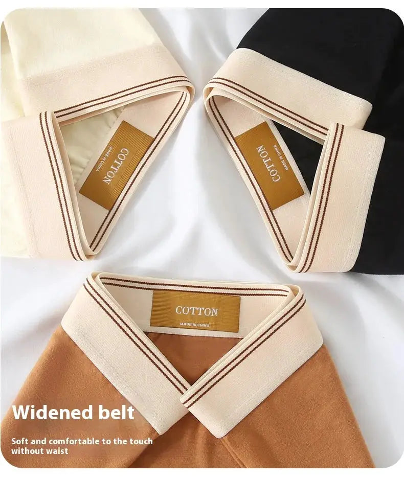 Polo shirts 3-pack in cream, tan and black with striped beige collars, cotton fabric