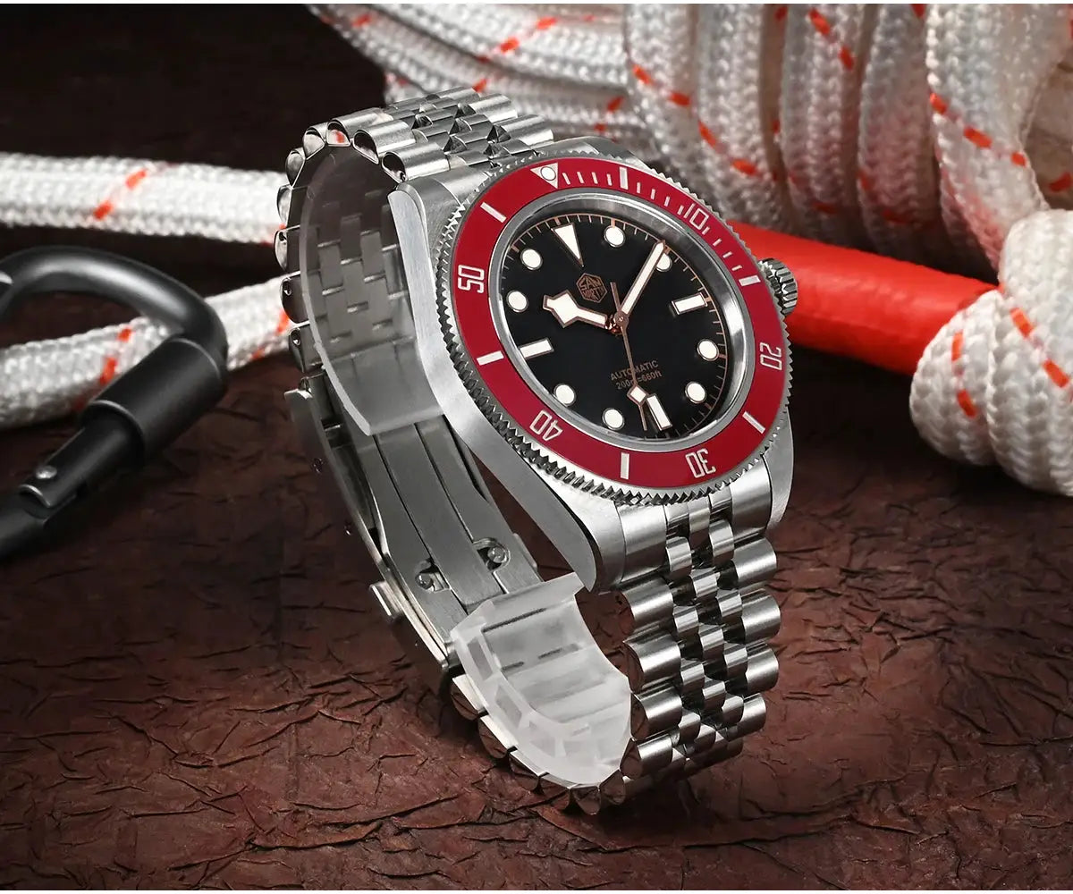 San Martin BB Diver watch 40mm with red bezel, black dial, stainless steel bracelet