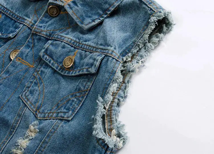 Simples Market men's light-blue distressed denim vest with chest pockets