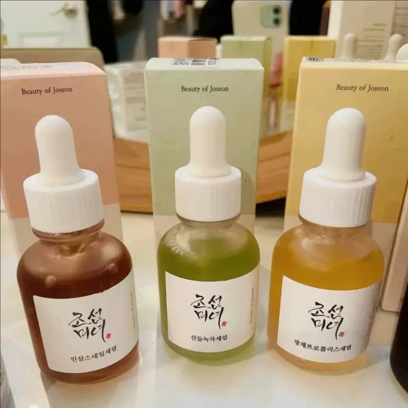 Korean Facial Serum For Moisture Calming Glow With Green Tea Panthenol Propolis Niacinamide Ginseng Snail Mucin Rice