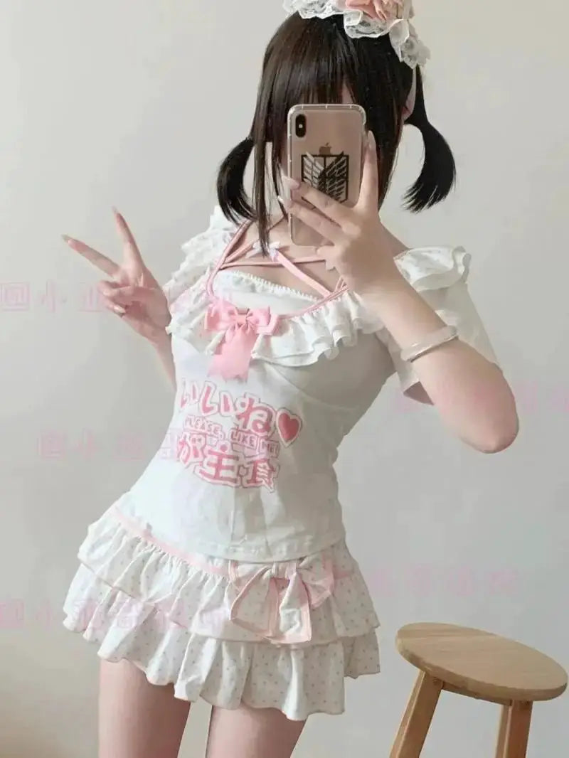 Harajuku Lolita mini skirt, white layered ruffles with pink bows and polka dot print, Y2K style