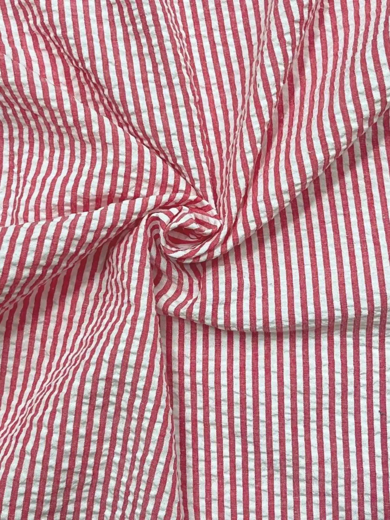 Men's long-sleeve striped shirt in red and white, loose fit casual wear