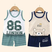 Two-piece kids outfits by Simples Market; mint striped vest with 85 LONDON and green shorts, beige bear-print top with navy shorts.