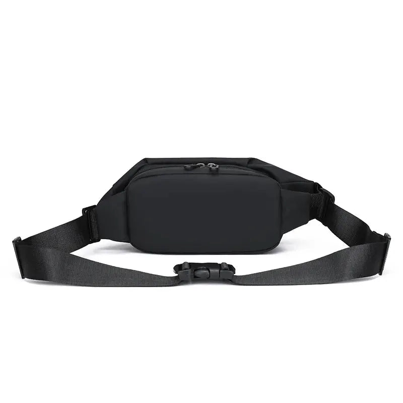 Simples Market black waist bag with adjustable strap, compact crossbody bag.