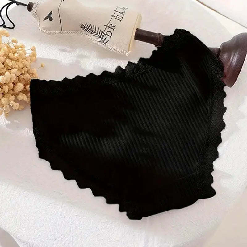 4 Pcs lace wavy-trim bikini panties, black ribbed fabric, breathable elastic underwear