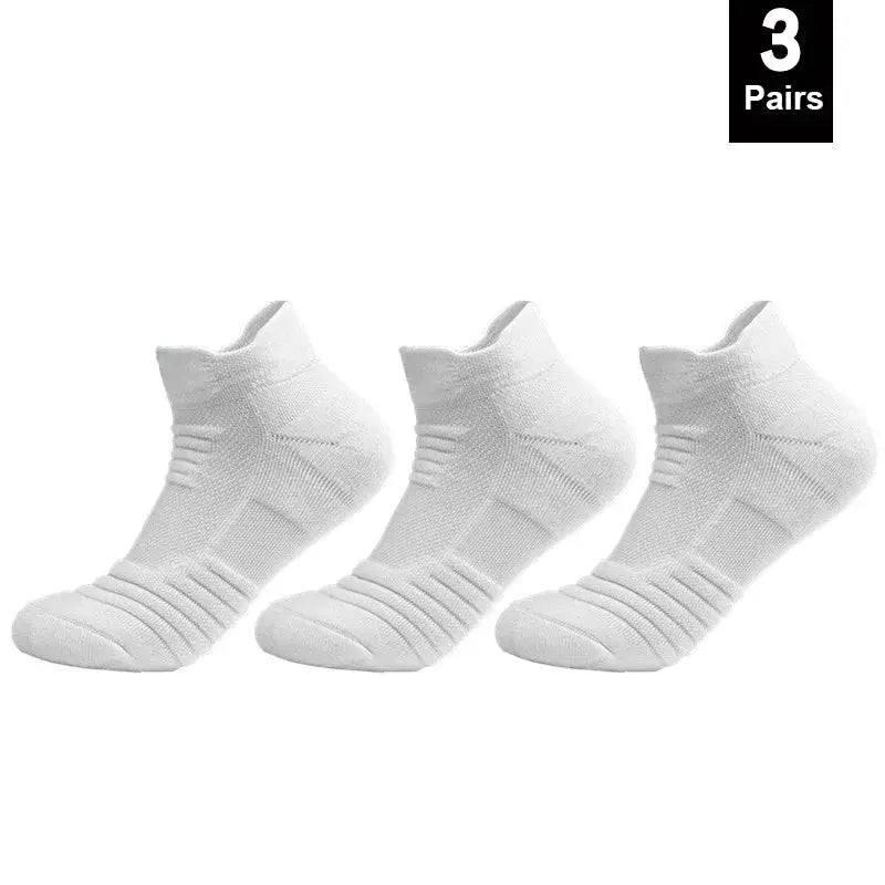 Anti Slip Mens Football And Basketball Socks Breathable Deodorizing Sweat Wicking Size 39 To 45