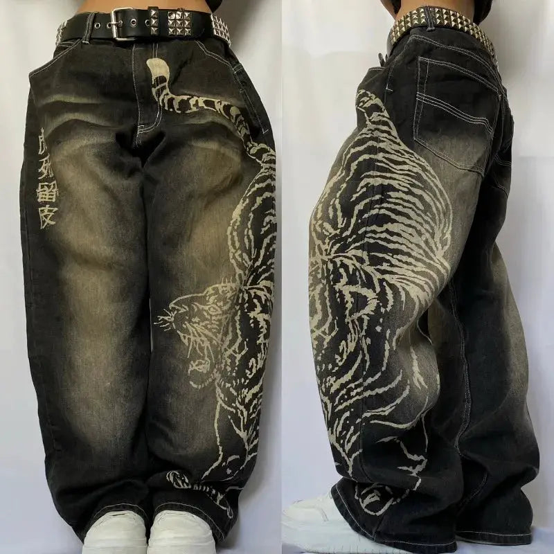 Baggy jeans by Simples Market, black denim with tiger graphic, high waist, wide leg