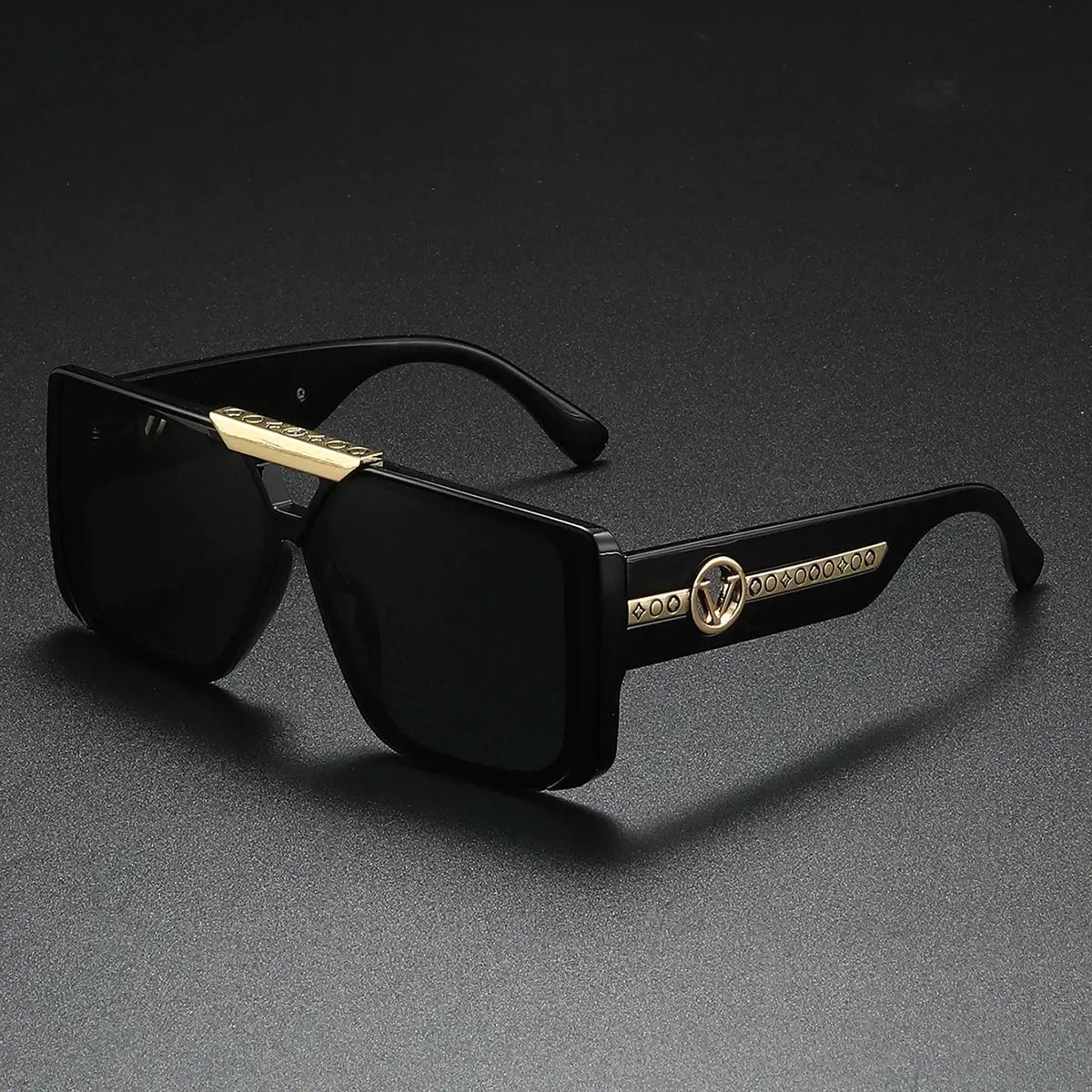 Men's Classic Retro Black Square Frame Sunglasses With Exquisite Temple Pattern Decoration Fashionable And Trendy