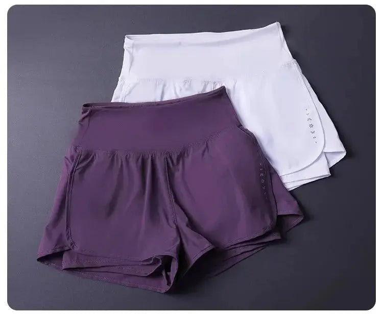 Women's 2-in-1 shorts with pockets, purple and white, split-side design, lightweight breathable fabric, Simples Market