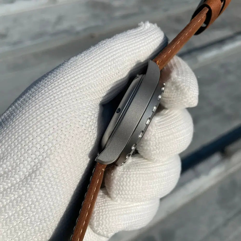 STEELFLIER SF752 mechanical wristwatch with brown leather strap and gray case