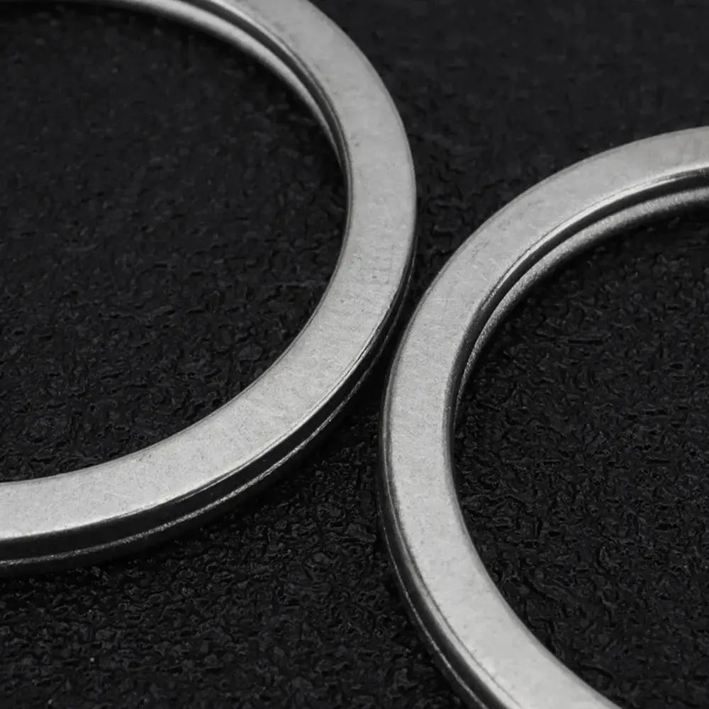 Titanium alloy key rings, 2 rings visible, 5-pack 18mm/30mm Simples Market outdoor EDC buckle accessories
