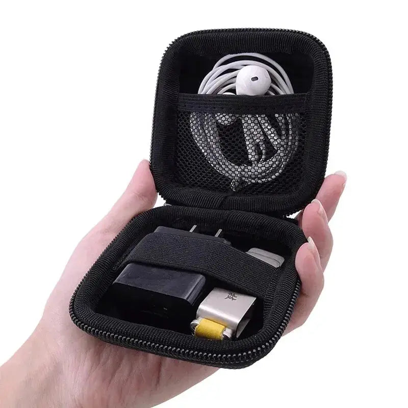 NovaTech Portable Earphone Storage Bag And Data Cable Organizer Case For Chargers USB Drives Multifunctional Protector