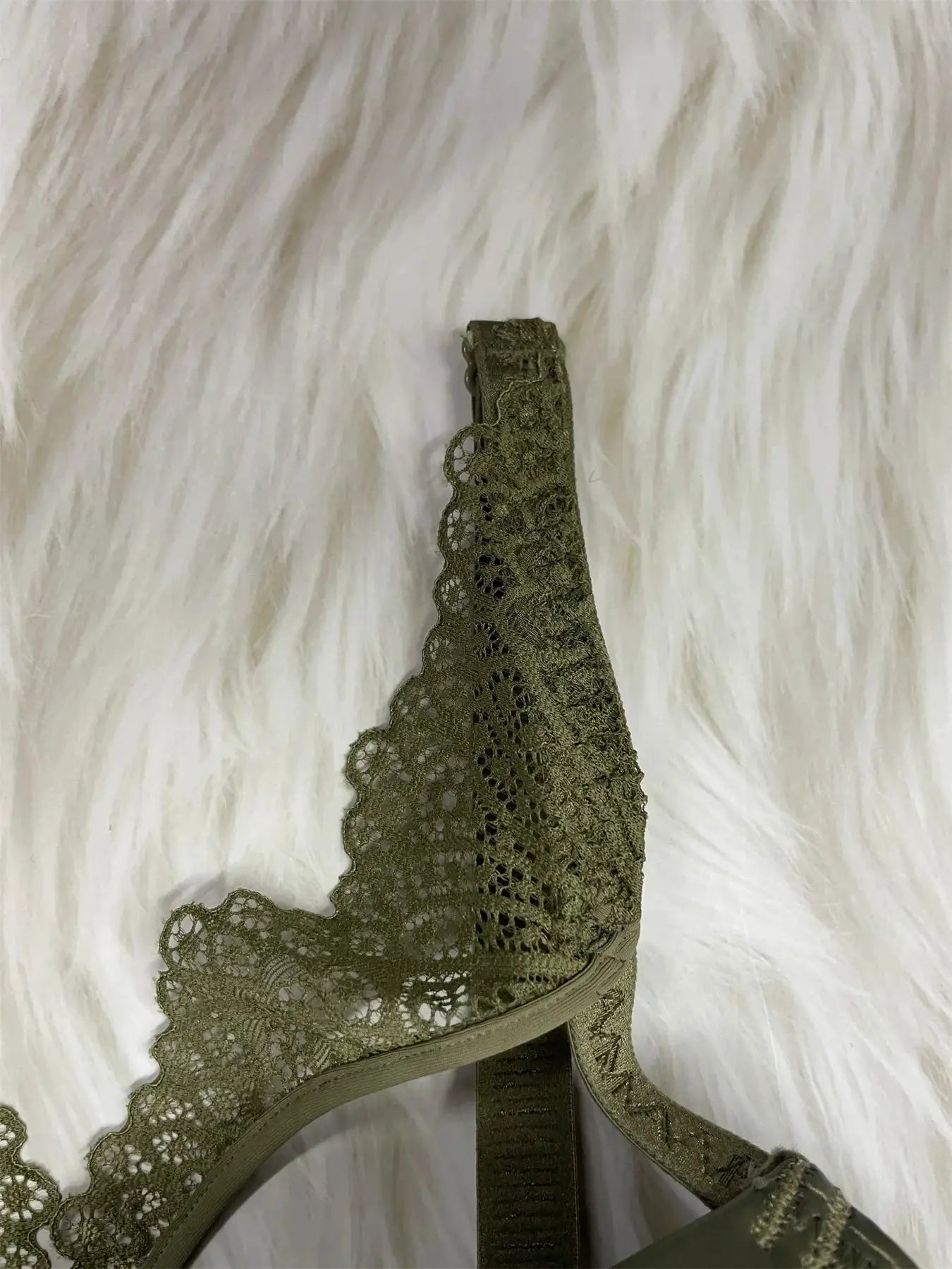 Simples Market olive green lace underwired molded-cup bra with pull-up design