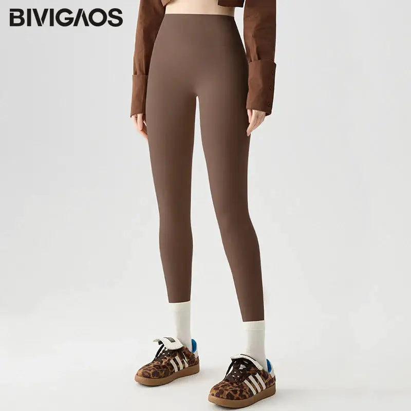BIVIGAOS women's seamless sharkskin leggings in brown; elastic, tight-fit athletic tights