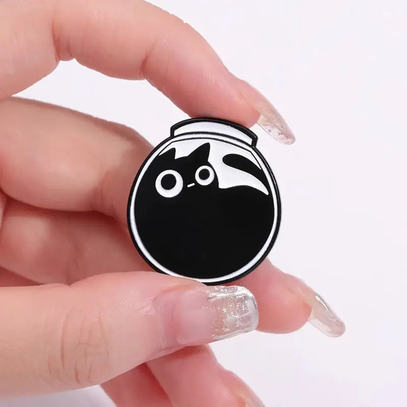 Cat Enamel Pins Set 4 To 6 Pieces Cute Black Fluid Cat Brooches Lapel Pins Jewelry Gift For Friends