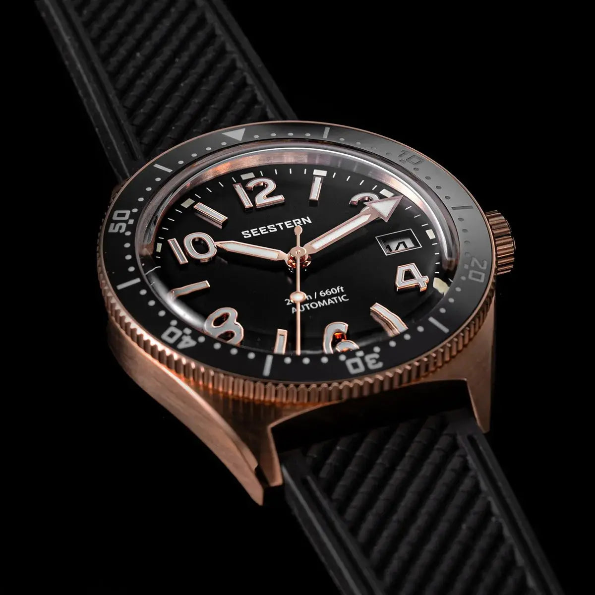 Seestern diver watch for men, rose-gold case, black dial, luminous numerals, 200m water resistance, rubber strap
