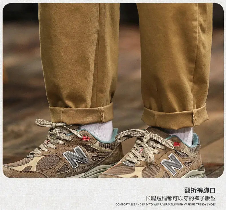 HIQOR men's cargo pants in khaki cotton with cuffed hems.