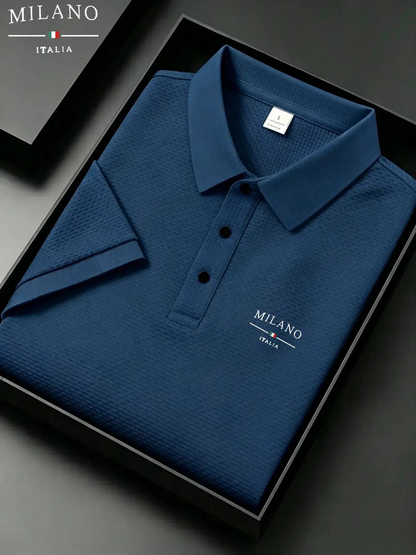 Men's short-sleeve polo shirt, blue textured fabric with Milano Italia branding