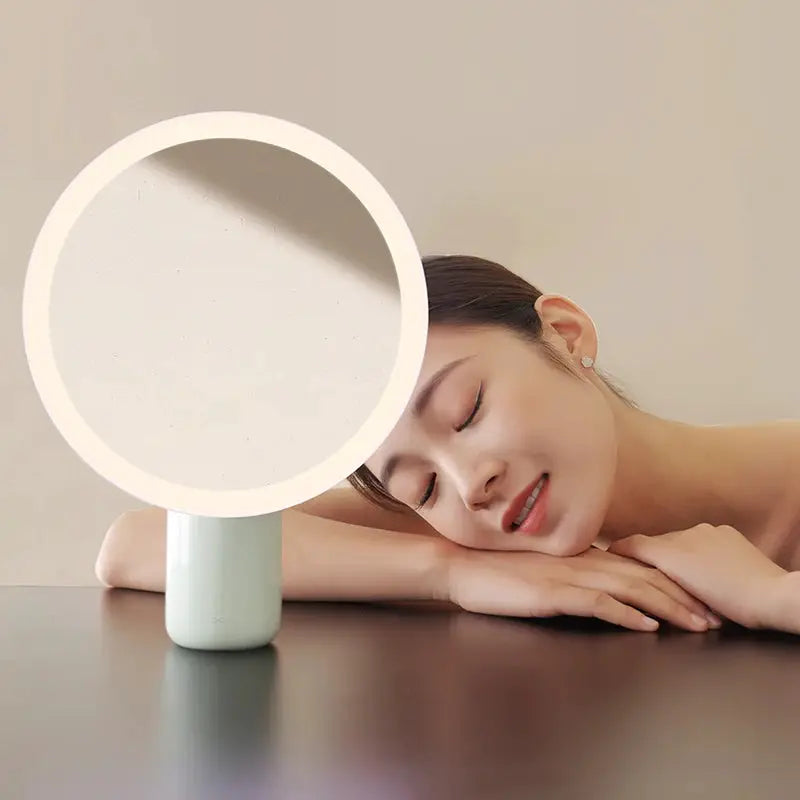 Simples Market DOCO LAB LED makeup mirror with lights, 8-inch round, rechargeable tabletop, 82 LEDs