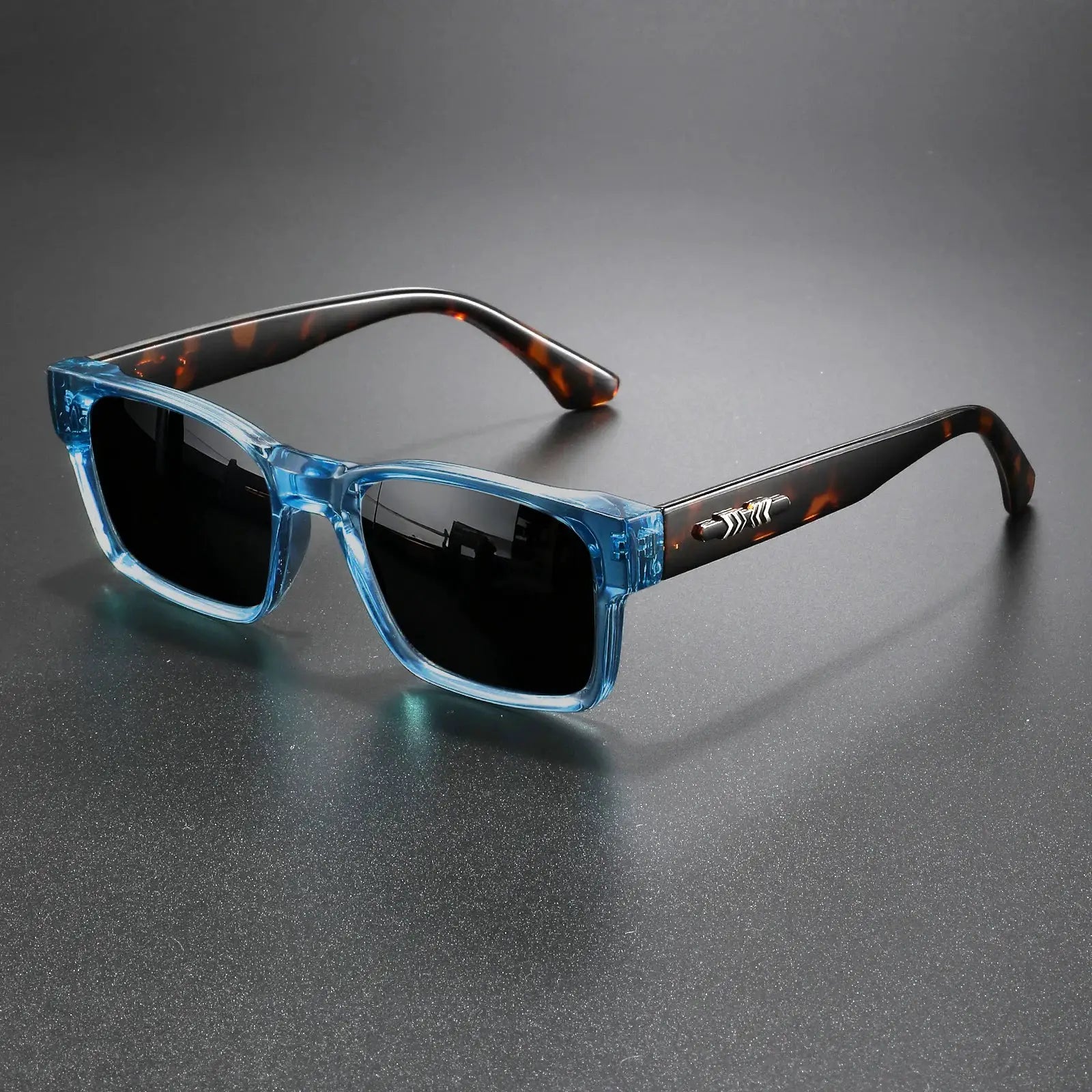 Retro Punk Fashion Sunglasses Square Protective Frame UV400 Unisex For Outdoor Adventures And Casual Style