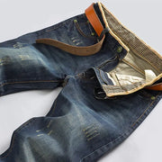 Men's casual denim jeans by Simples Market, blue distressed straight‑fit with brown belt