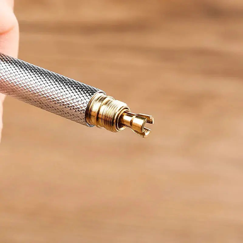 Simples Market full-metal mechanical pencil set with knurled silver body and gold-tone tip
