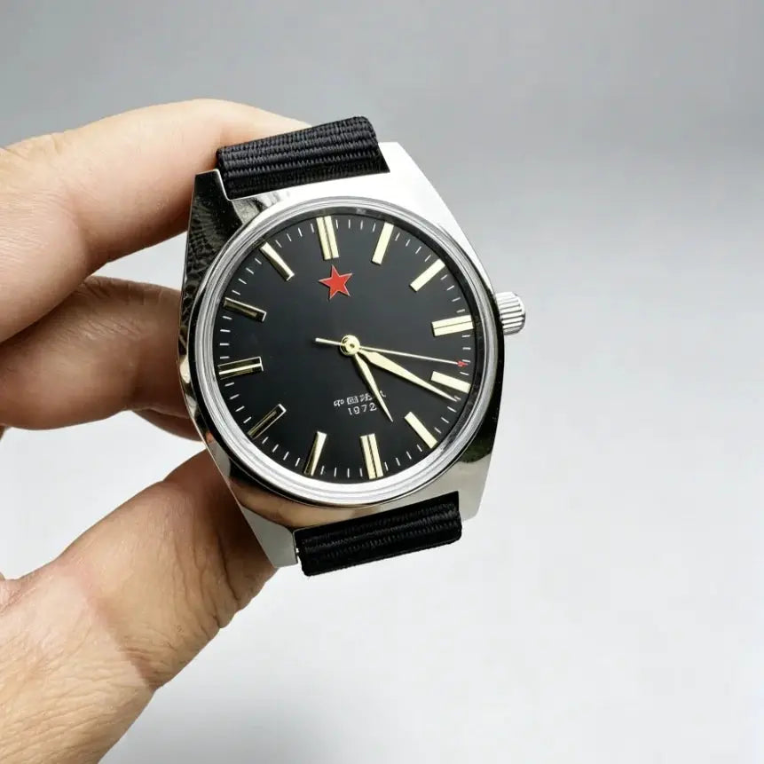 Mens mechanical watch Shanghai 8120 from Simples Market; black dial, red star, gold hands, stainless steel case, nylon strap