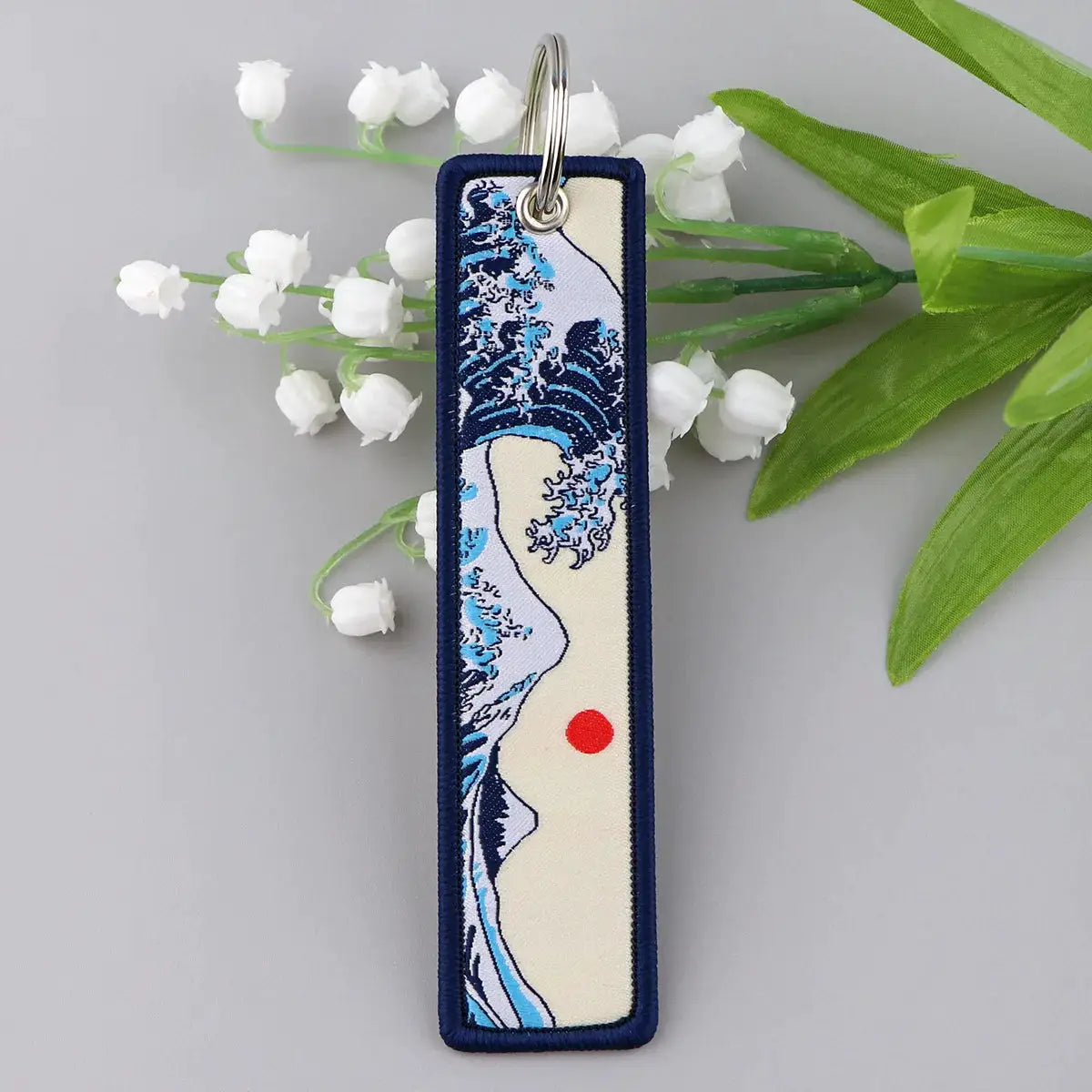 Japanese Wave Art Embroidery Keychain Fob Zinc Alloy Backpack Tag For Motorcycles Cosplay Gift