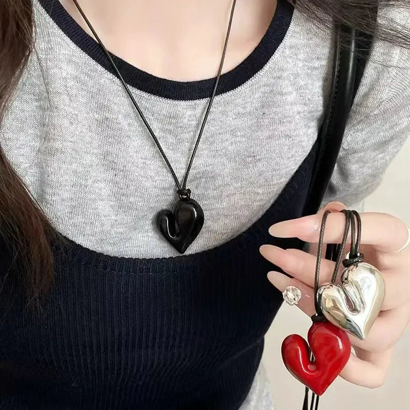 LATS Red Heart Pendant Necklace For Women Vintage 80s Aesthetic Charm Choker Love Inspired Jewelry