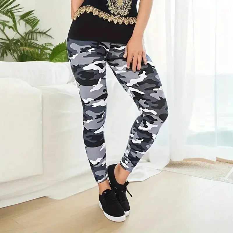 Simples Market camouflage printed women's leggings, grayscale high-elasticity slim-fit.