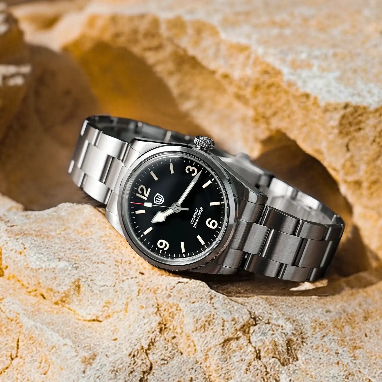 Simples Market Watchdives WD1960S V2 stainless steel wristwatch with black dial and sapphire crystal