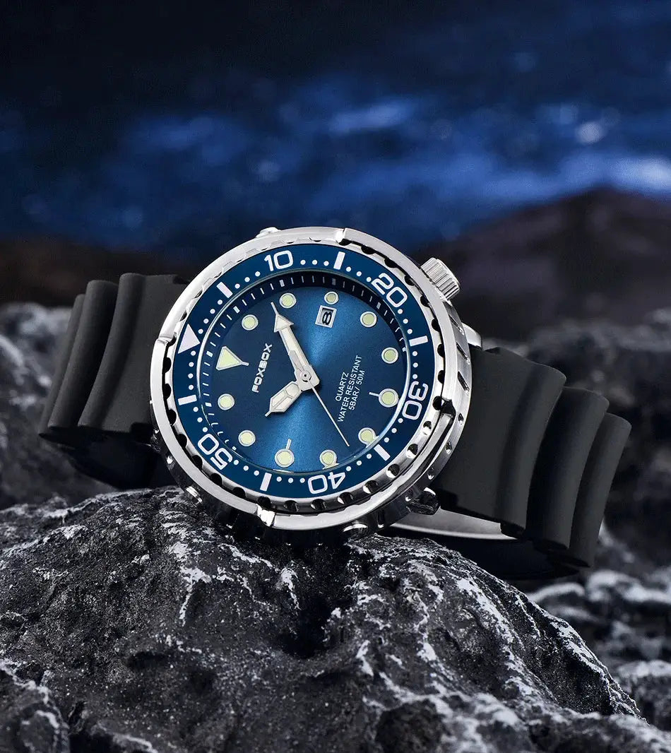 LIGE men’s diver watch with blue dial, date window, stainless steel bezel, 50ATM water resistant, black rubber strap