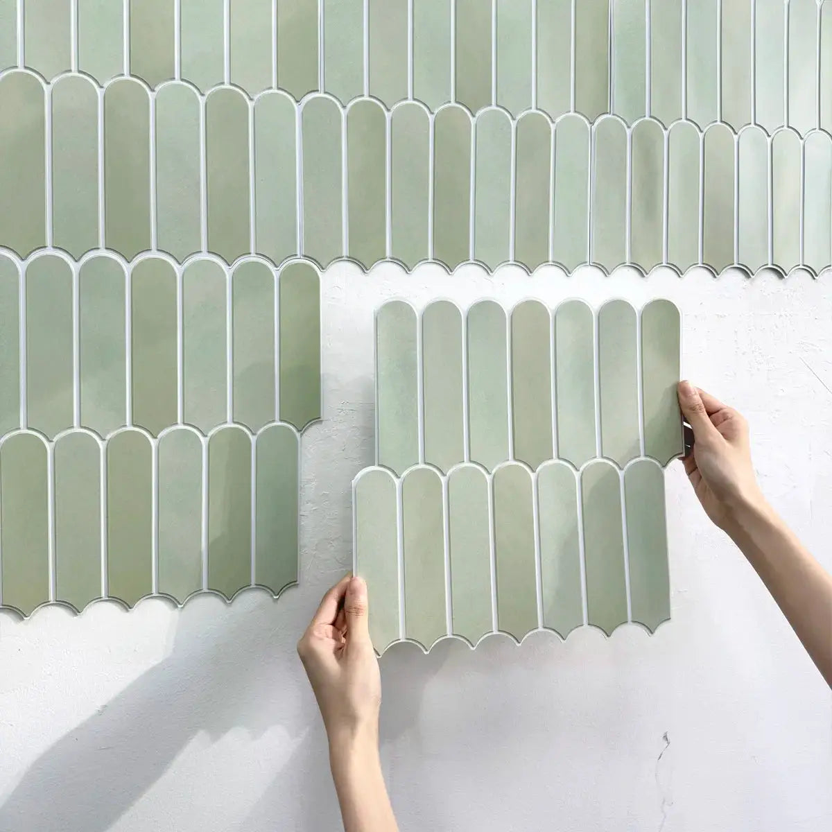 3D fish-scale tile stickers, green self-adhesive backsplash tiles 30x30cm by Simples Market