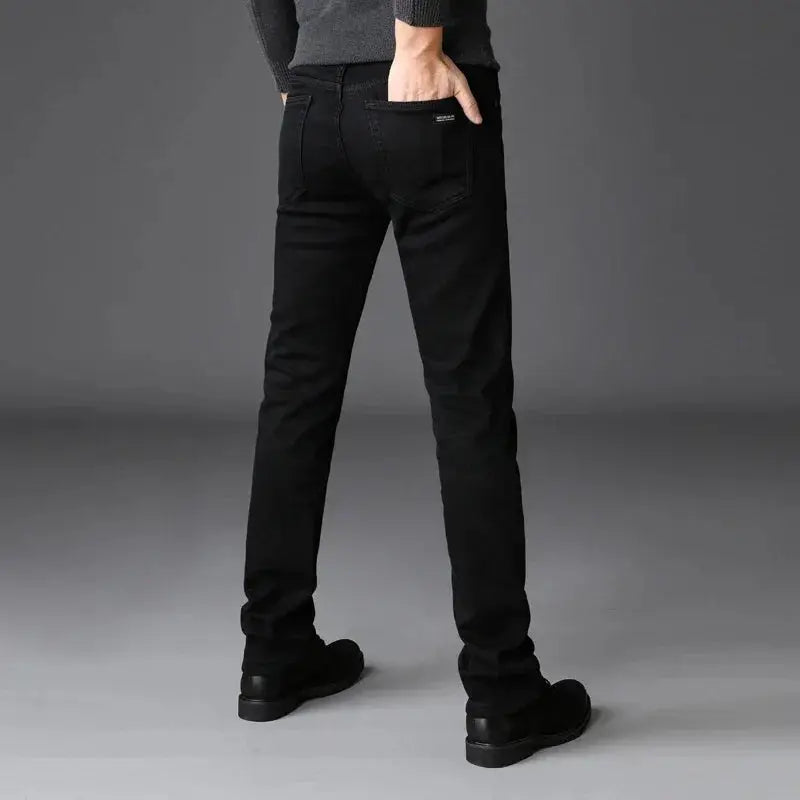 Men's black denim jeans by Simples Market; soft-stretch fabric, classic fit, back pockets