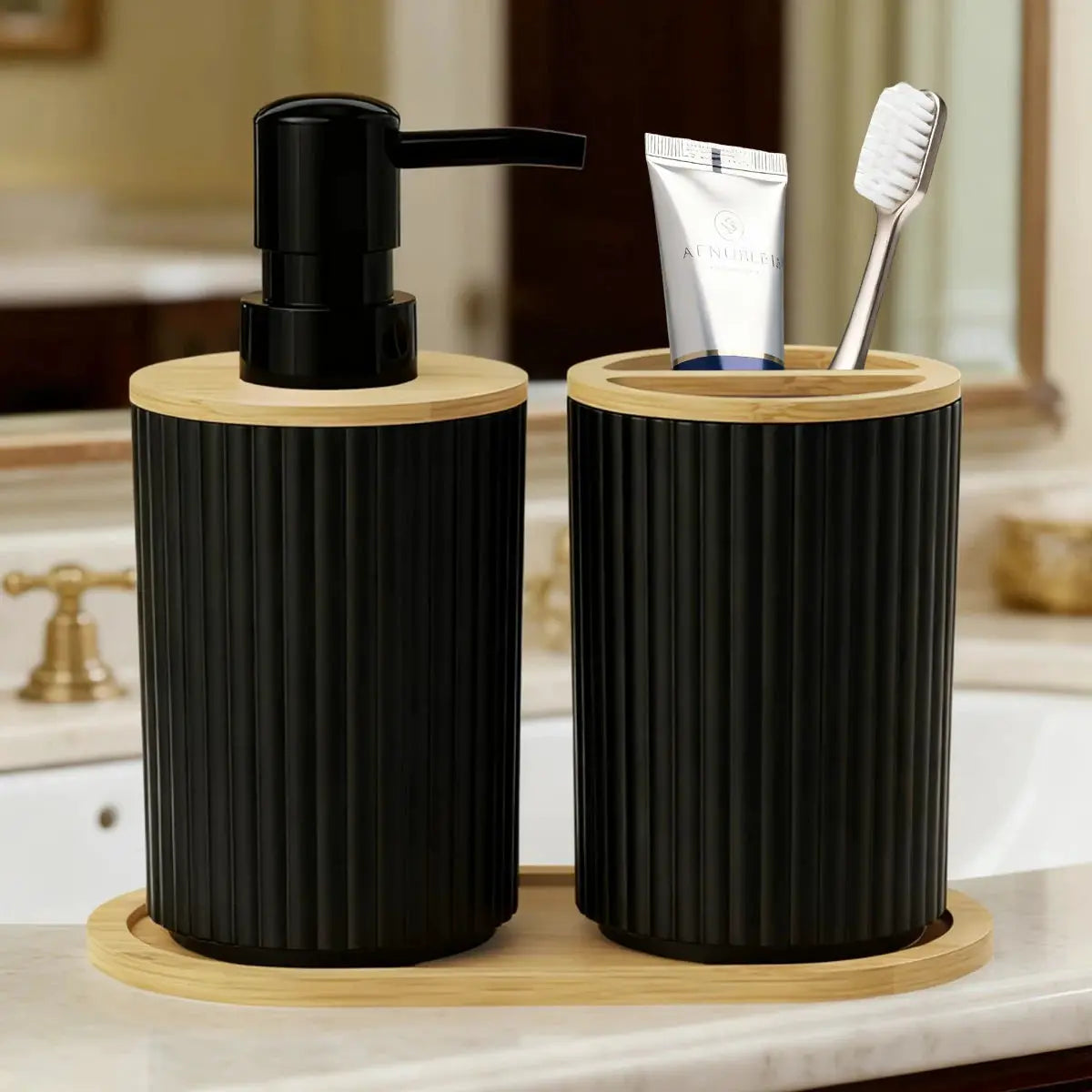 2-piece black bathroom accessories set with bamboo lids: soap dispenser and toothbrush cup, Simples Market.