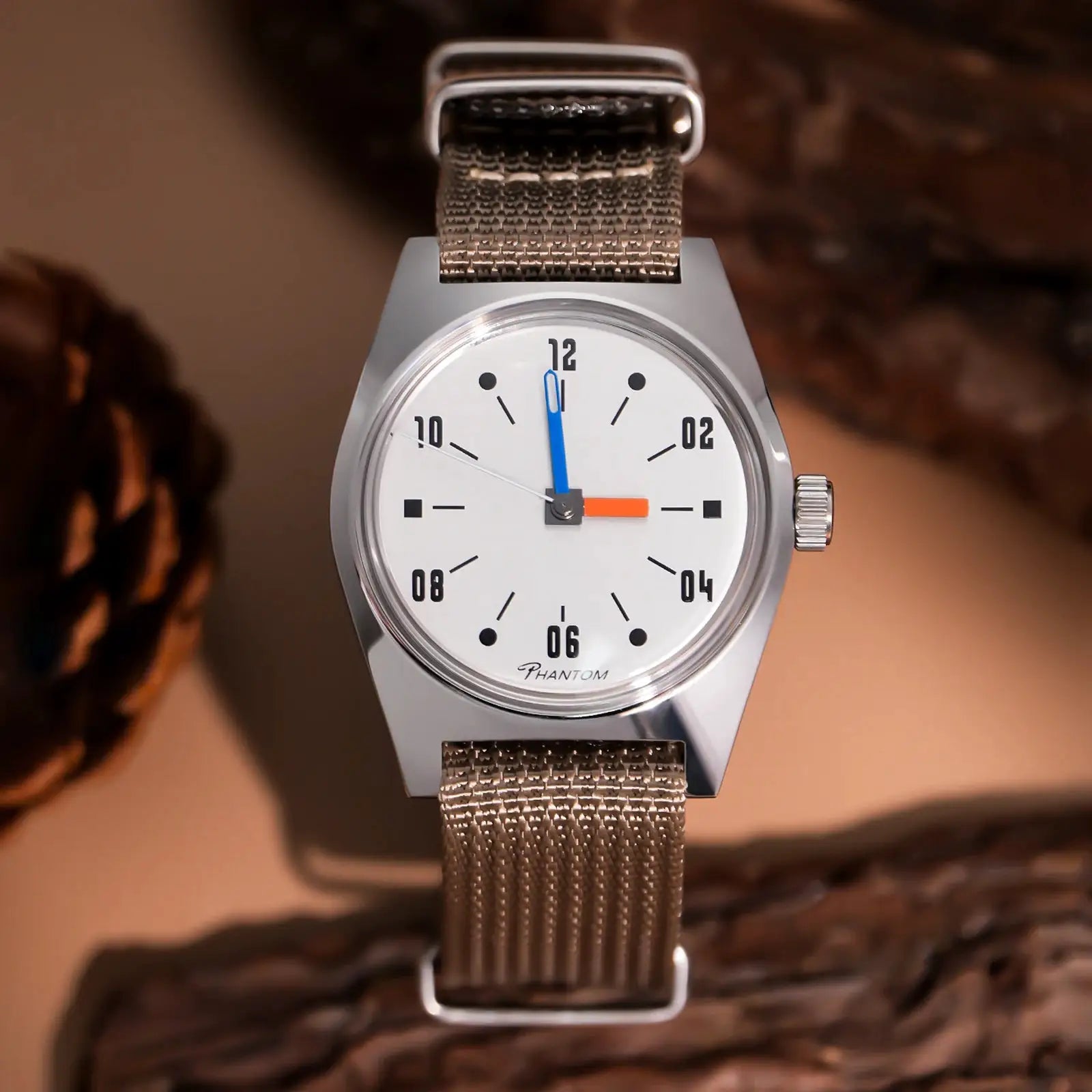 7120 hand-wind mechanical men's watch by Simples Market, 36mm, silver case, white dial, mesh strap