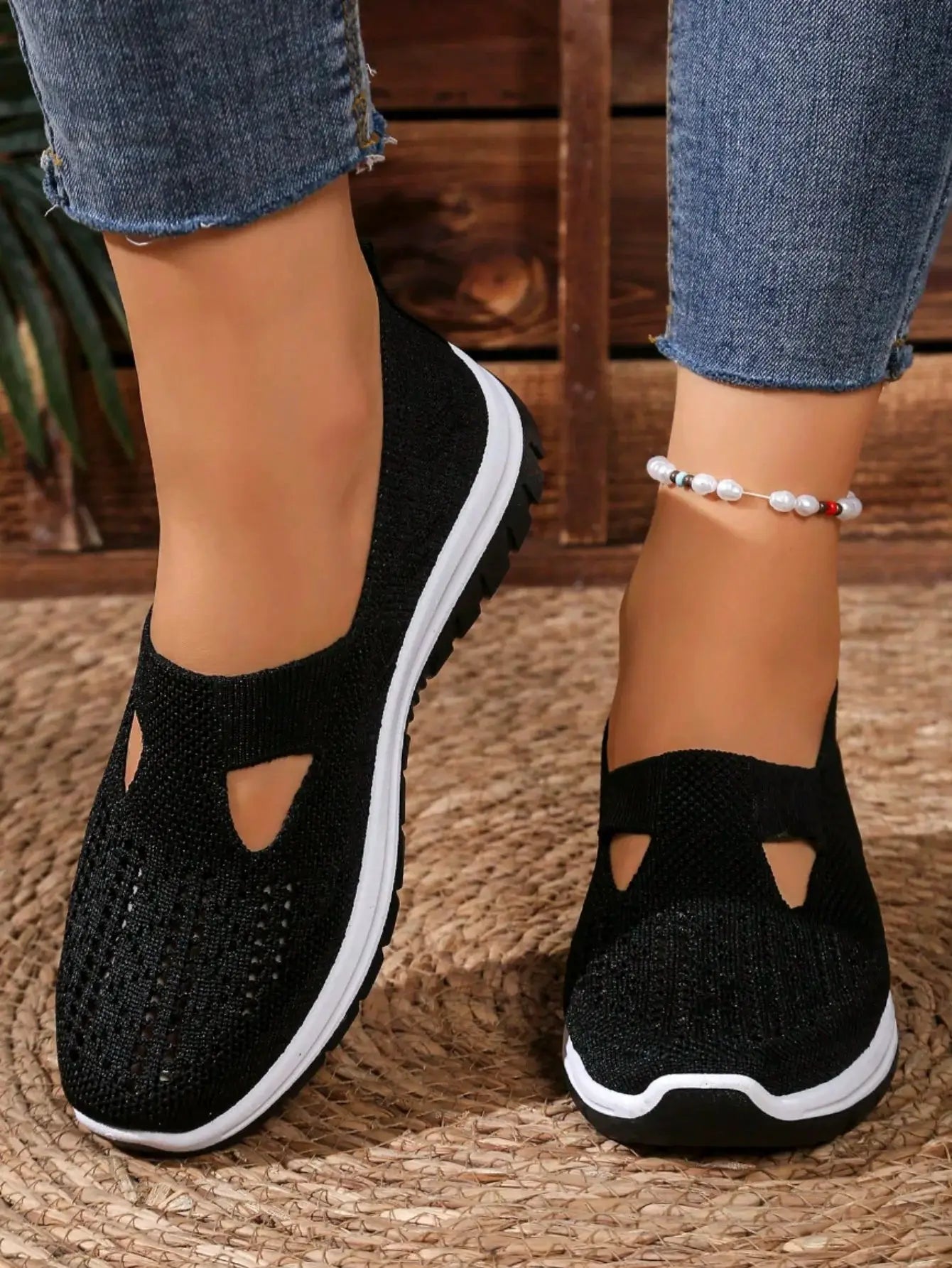 Simples Market women's casual mesh sneakers with cut-out T-strap, black knit, cushioned wedge sole, 1 pair