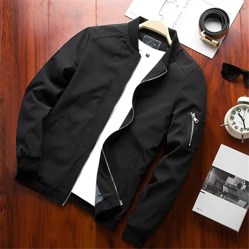 Men's black bomber jacket with zip closure, lightweight windbreaker by Simples Market