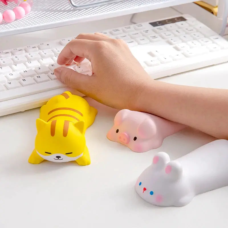 Cute Kawaii Slow Rising Wrist Rest For Mouse Pad Computer Laptop Desk Ergonomic Arm Support Squishy Toy
