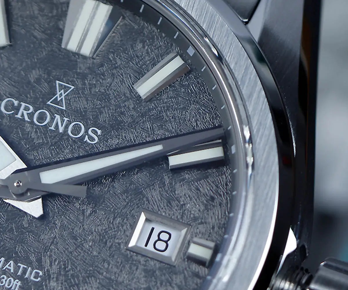 Cronos Men Watch 39mm automatic with birch-pattern dial, sapphire crystal, stainless steel case and solid links