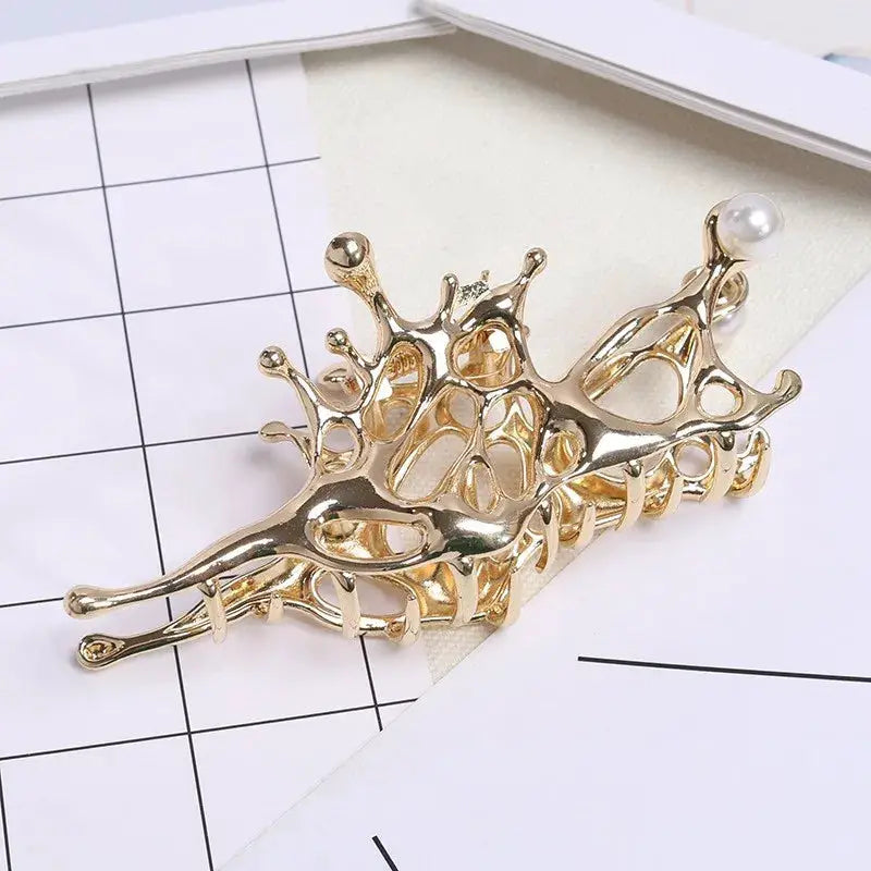 Large Geometric Claw Clips for Women Silver Metal Shark Hair Clips Korean Fashion Grab Clamps Hair Accessories