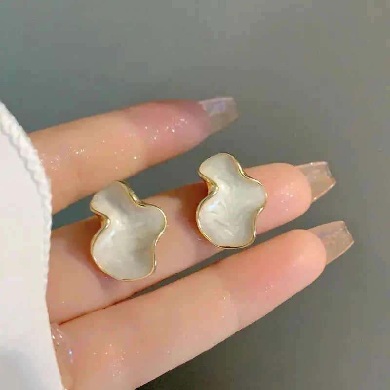 Abstract Alien White Cloud Irregular Stud Earring For Women Modern Minimalist Ear Jewelry Gift