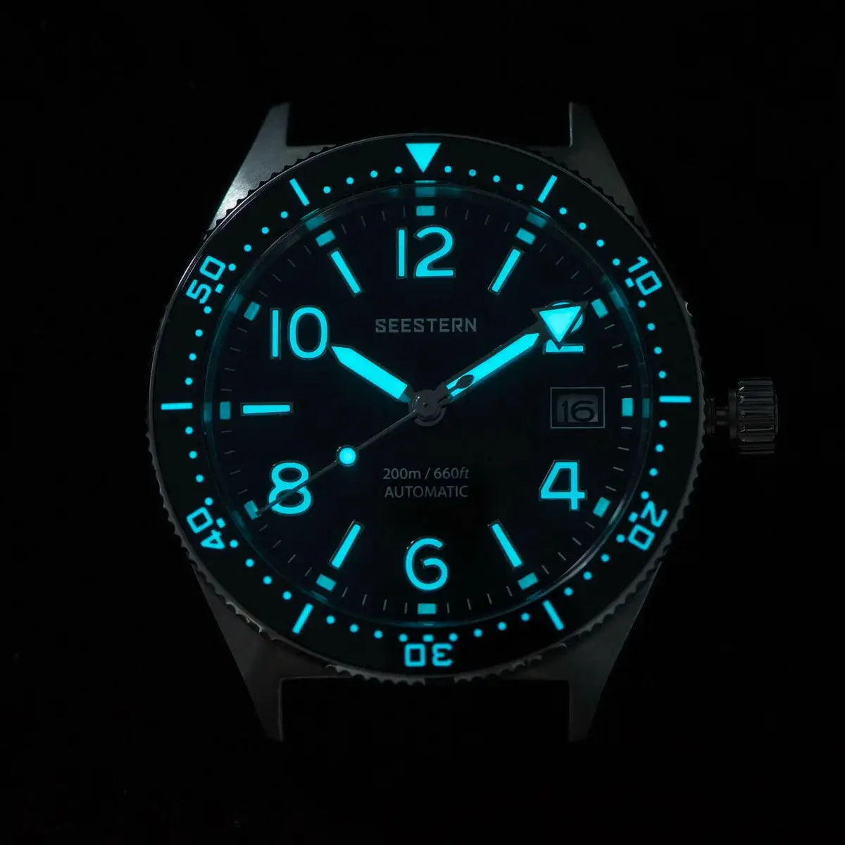 SEESTERN Diver men's watch; automatic NH35A movement, 200m water resistance, luminous teal dial, domed crystal