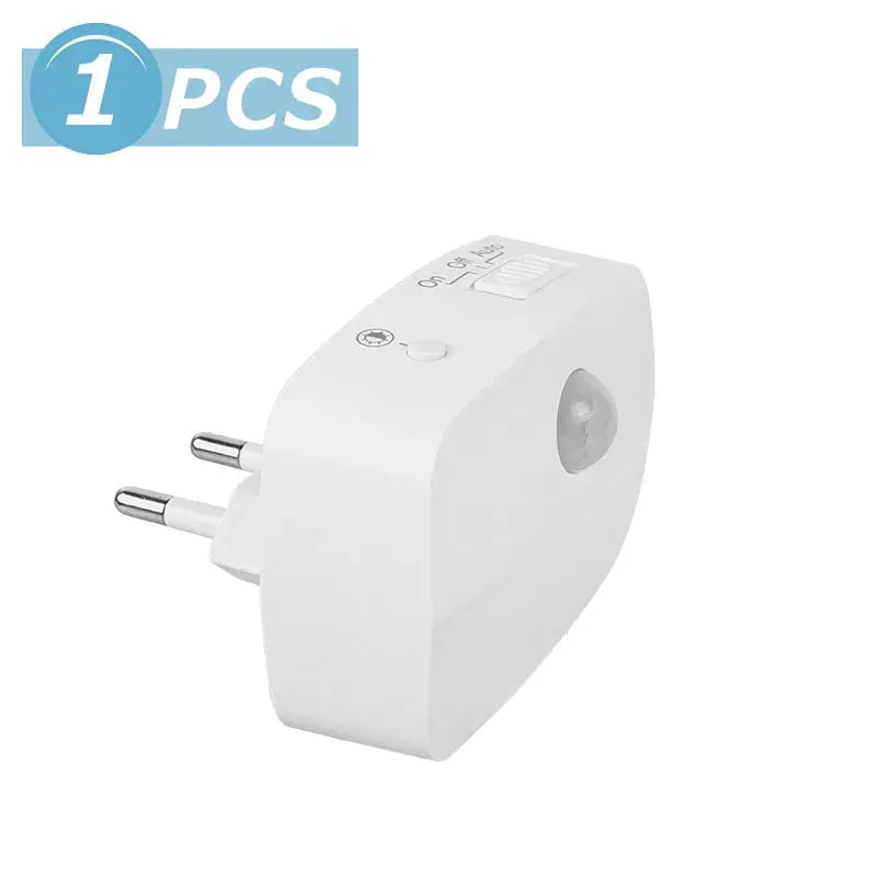 Simples Market white plug-in wireless LED motion sensor night light, 1 piece