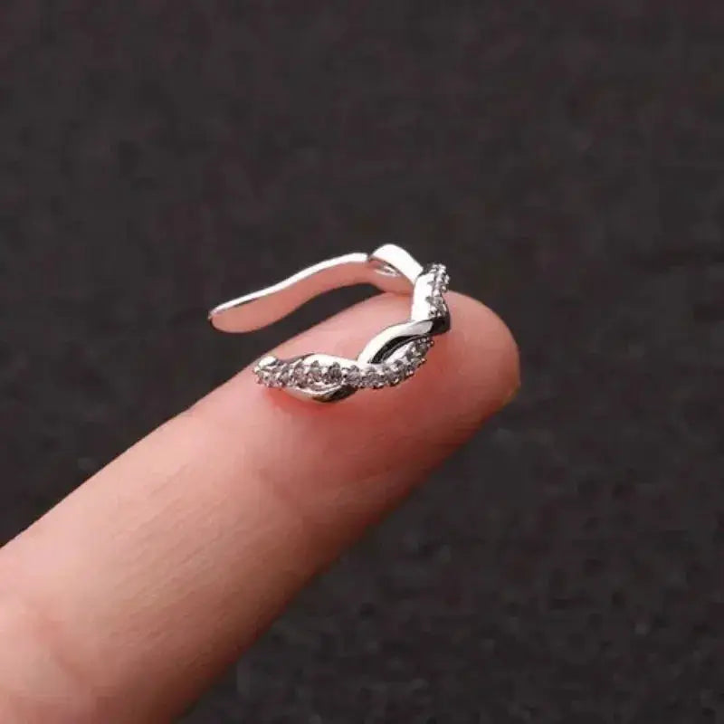 Cute Metal Leaf Earcuff Clip On Earring For Women And Girls No Piercing Cartilage Earring