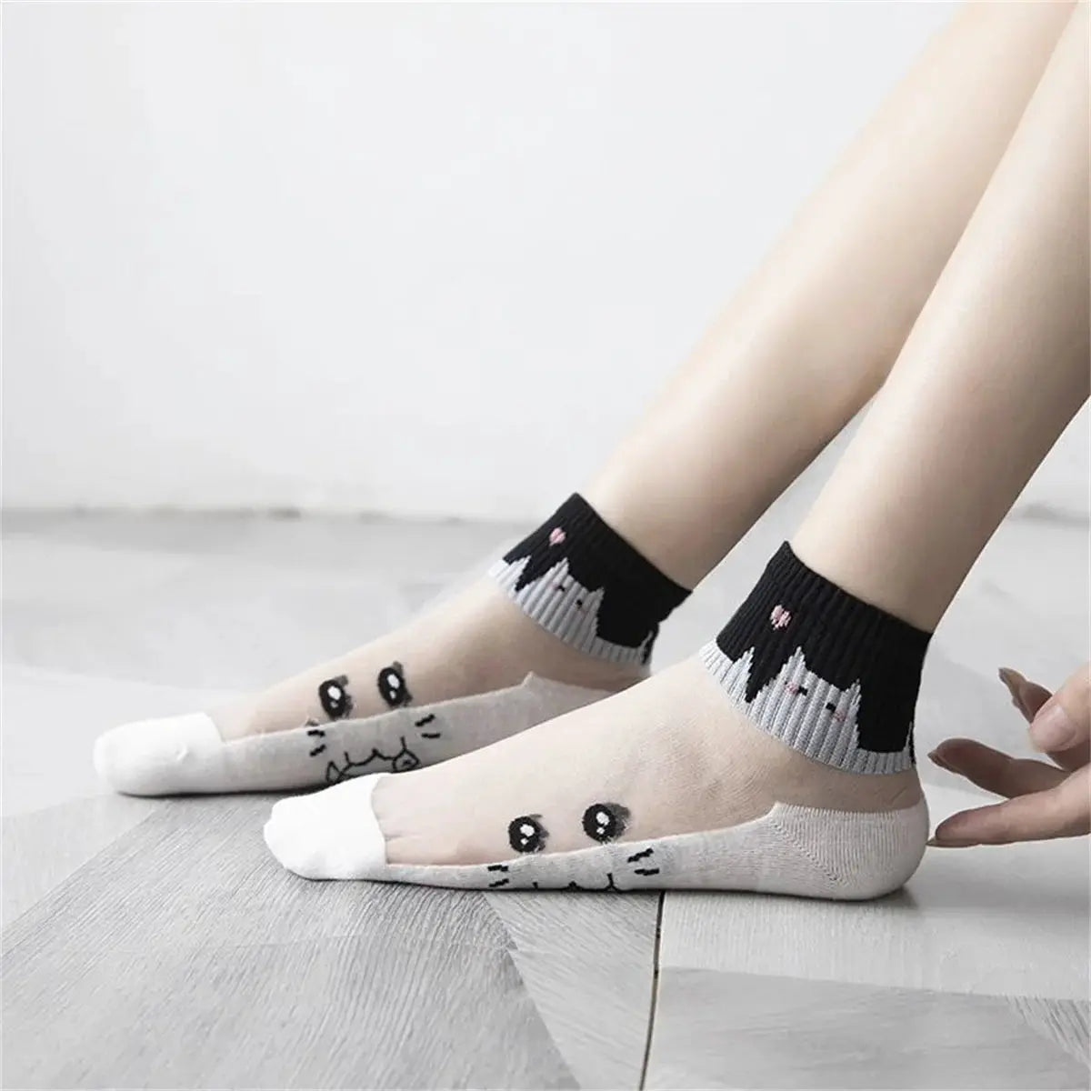 Dreamlikelin 5 Pairs Pack Breathable Summer Socks Black And White Cat Pattern Short Socks For Women