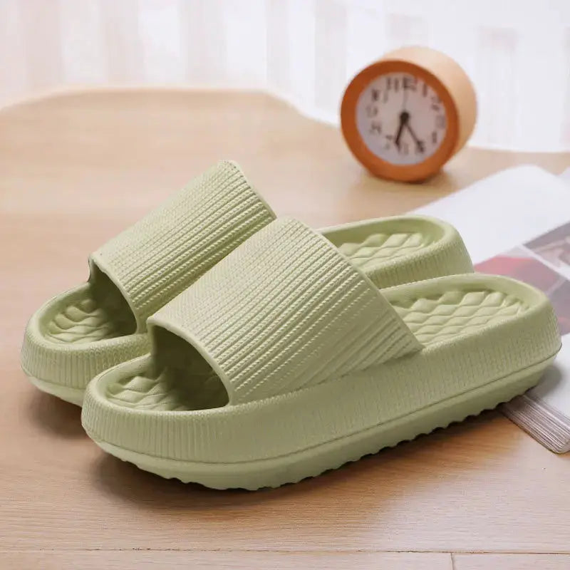 CloudWalk Women Thick Platform Cloud Slippers With EVA Sole And Pillow Cushioned Comfort Non Slip For Summer Beach Home