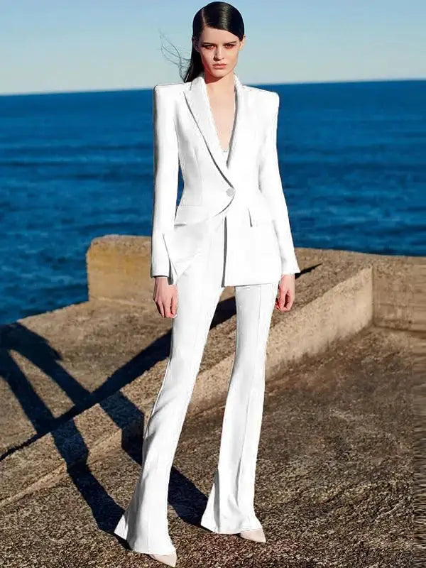 Simples Market white women's blazer suit set with single-button blazer and flare pants