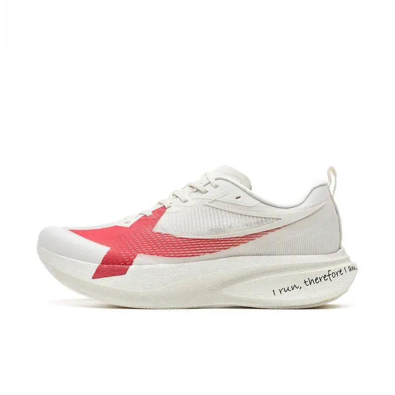 XTEP 2000km PRO men's running shoe from Simples Market, white with red X logo, lightweight cushioned sneaker